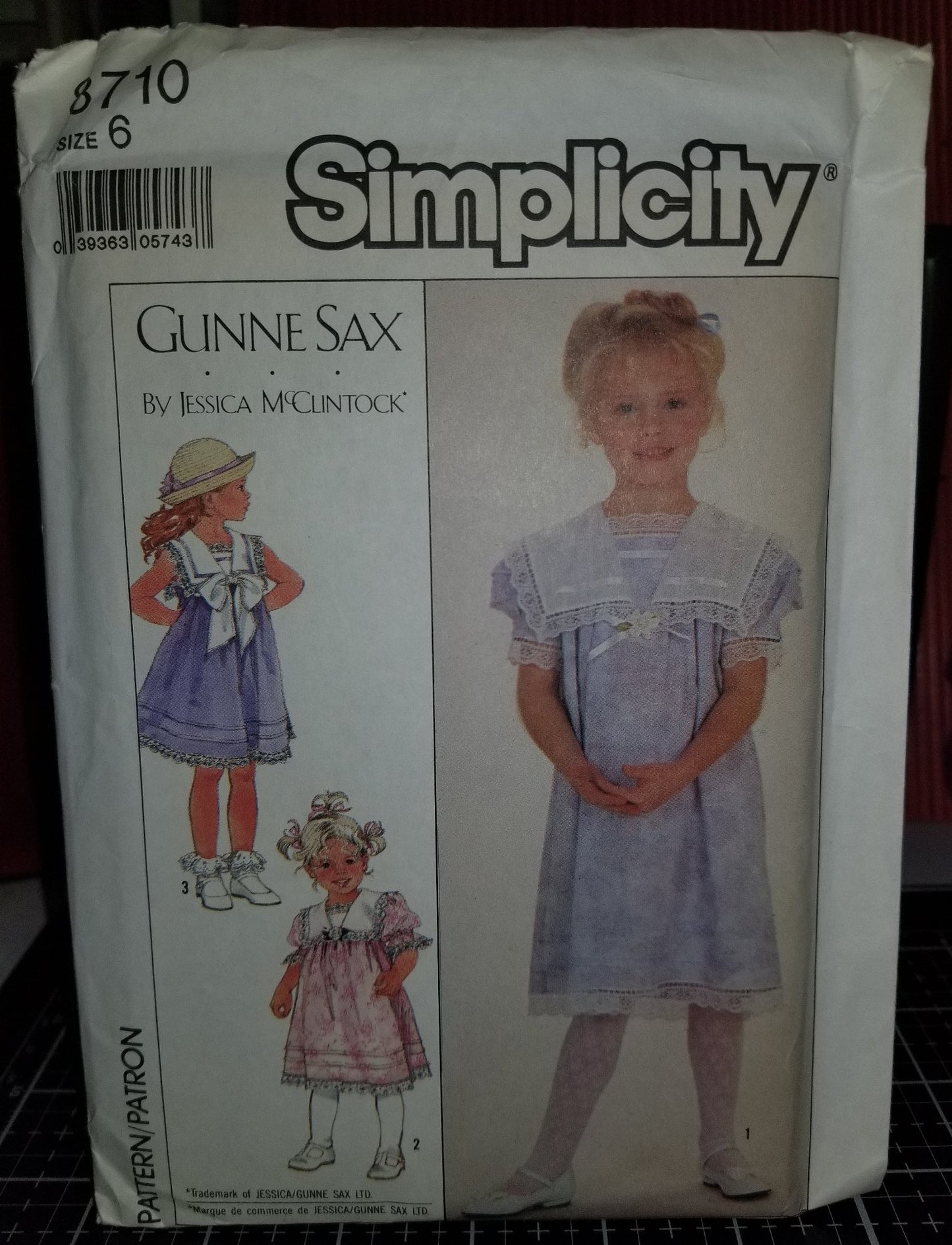 Simplicity 8710 Pattern Vintage Child Dress In Two Lengths